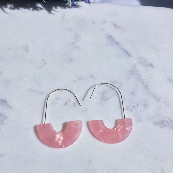 Tortoise shell dangle earrings - Picture 8 of 8